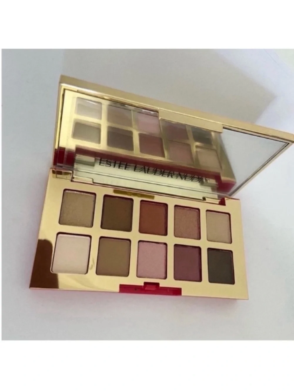 Estee Lauder experience elegance